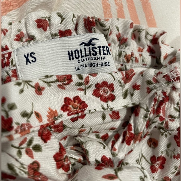 Hollister Formal Front High Rise Women shorts with Tie Bow - Picture 2 of 3